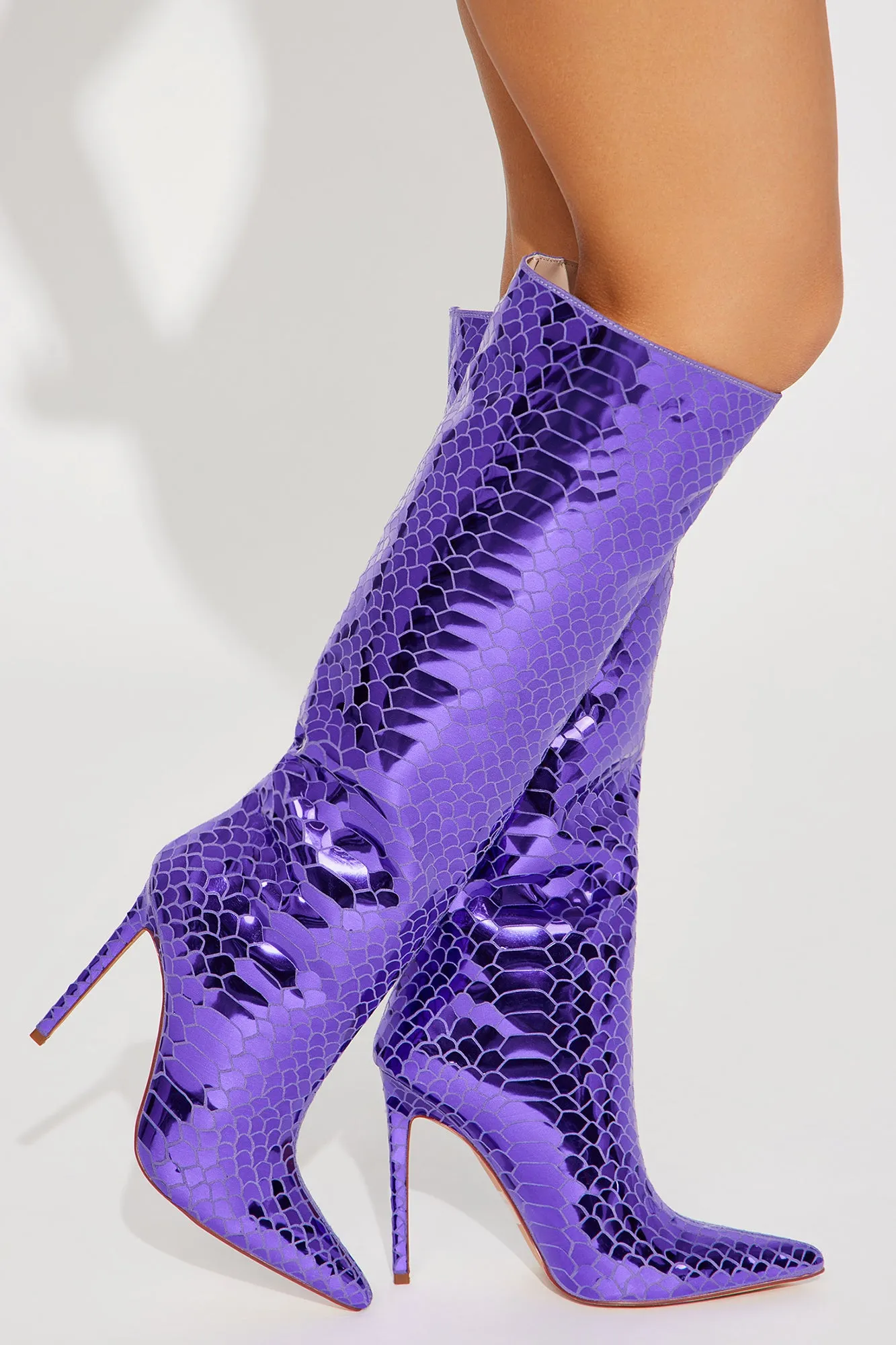 Amira Snakeskin Boots - Purple
