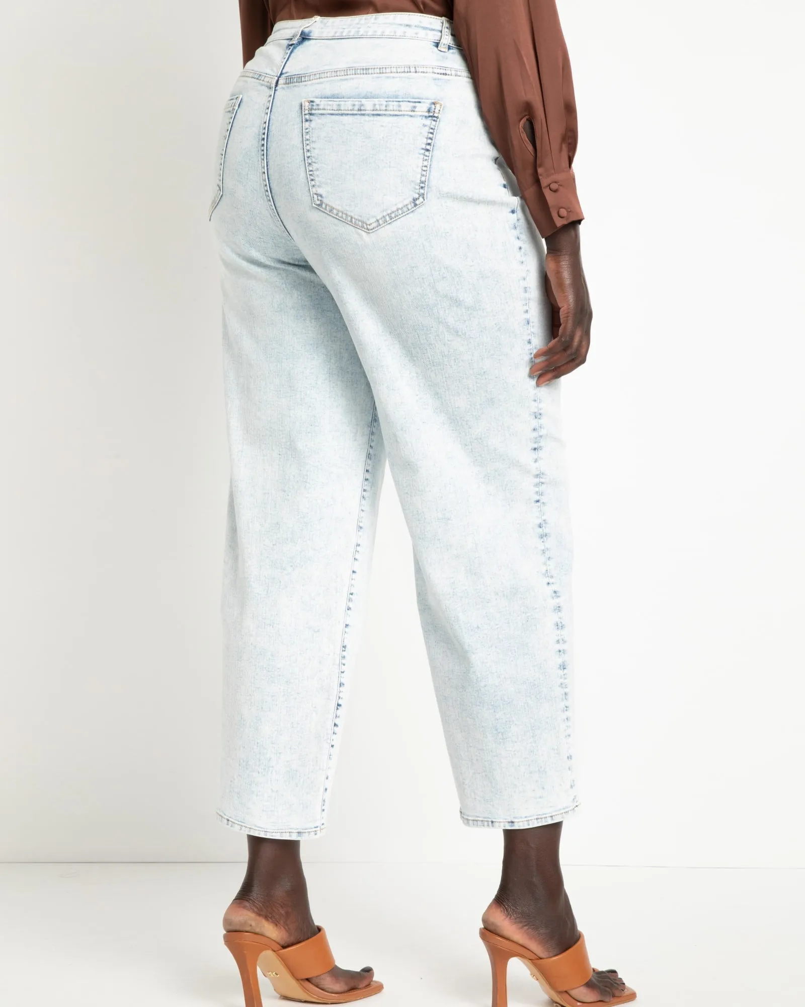 Audrey Pleated Straight Leg Jeans | Light Wash