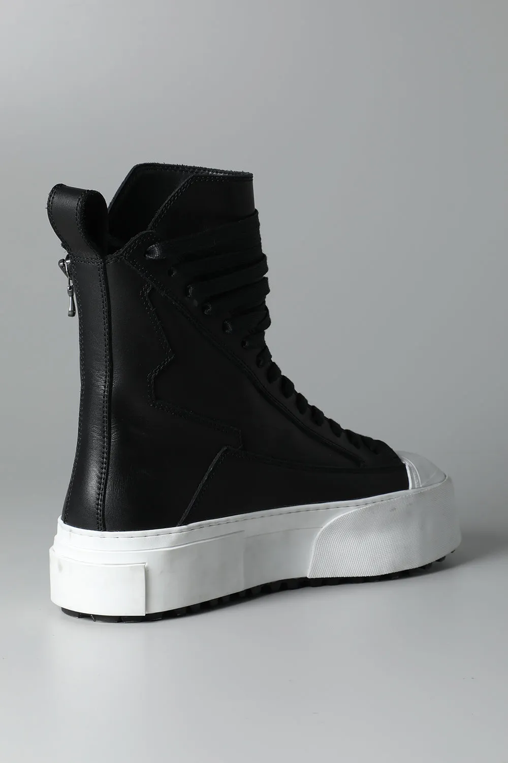Cow Leather Lace Up Sneaker Black × White