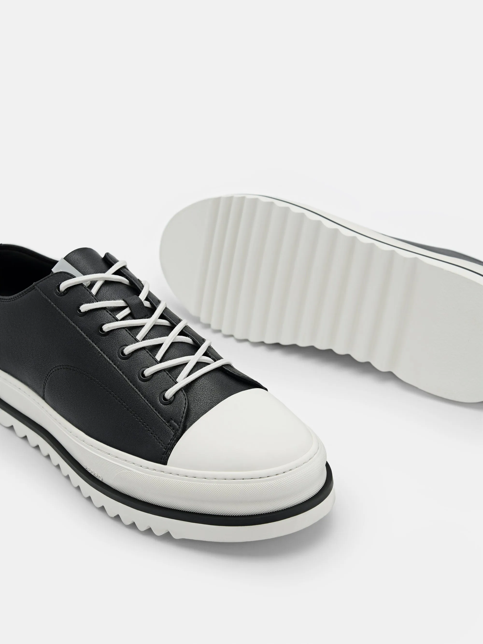 Owen Court Sneakers