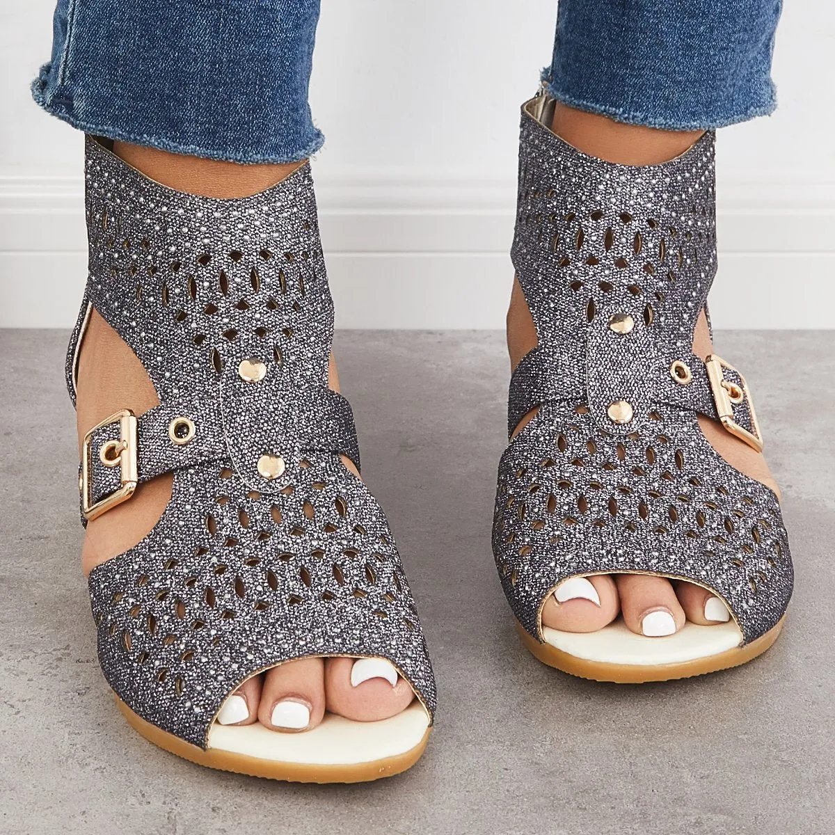 Sohiwoo  Women's Studded Hollow Out Buckled Sandals