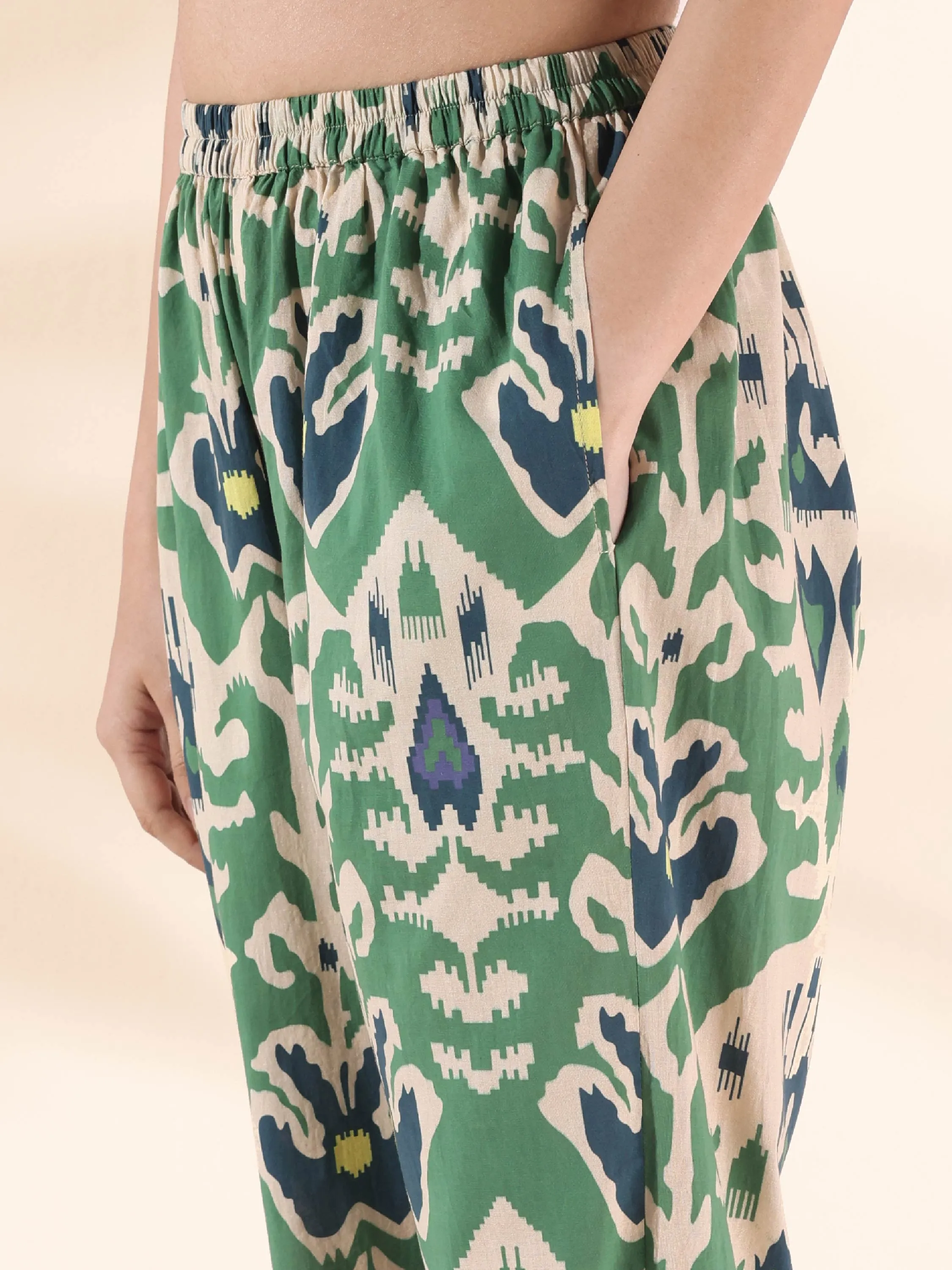trueBrowns Green Cotton Ikat Relaxed Co-ord Set