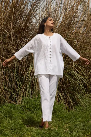 trueBrowns White Cotton Embroidered Relaxed Co-ord Set