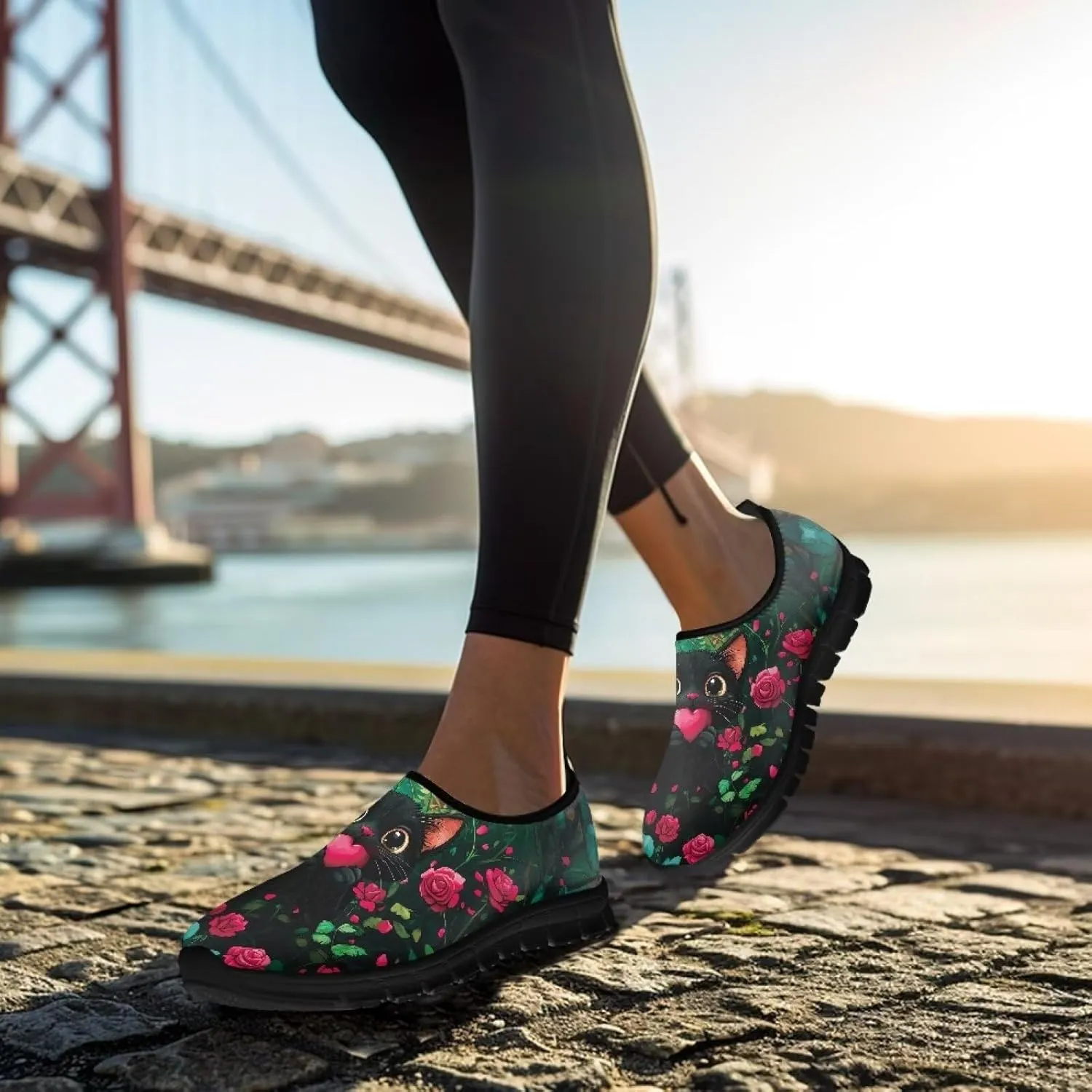 Women's Sneakers Breathable Lightweight Non Slip Walking Running Shoes Indoor Outdoor Gym Sneakers